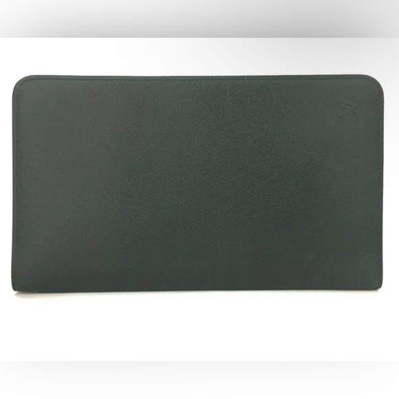 Louis Vuitton Taiga Leather Zip Around Travel Case Long Wallet - Picture 3 of 8